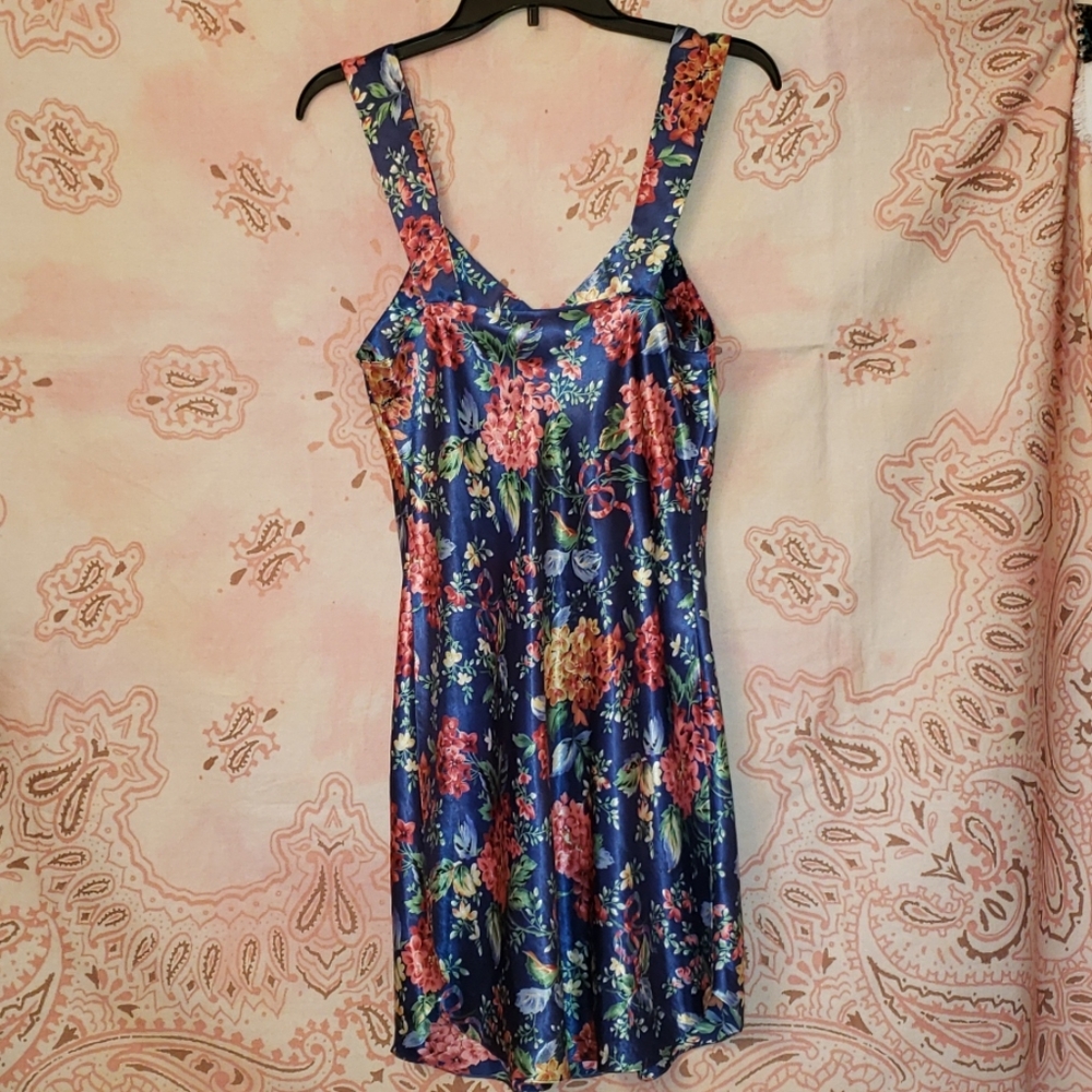 Vintage Nightgown Vintage Floral Nightgown Vintage Lingerie Vintage Floral Dress - Picture 4 of 9